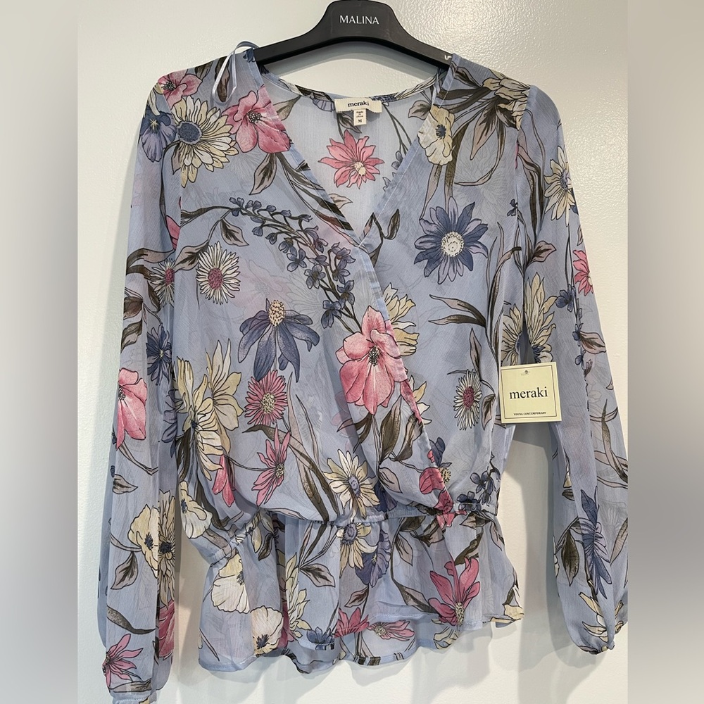 Floral blouse/top
